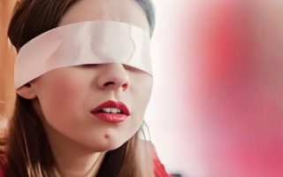 man kept wife blindfolded for 40 years emotional love story moment