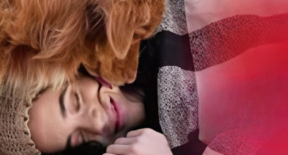 Homeless woman petting stray dog that leads to millionaire connection