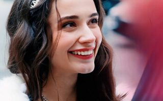 Runaway princess love story with poor cop in snowy city